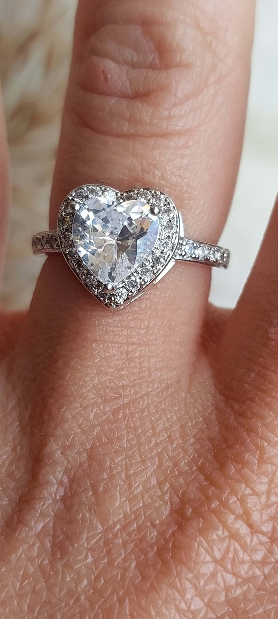 Pandora Ring
