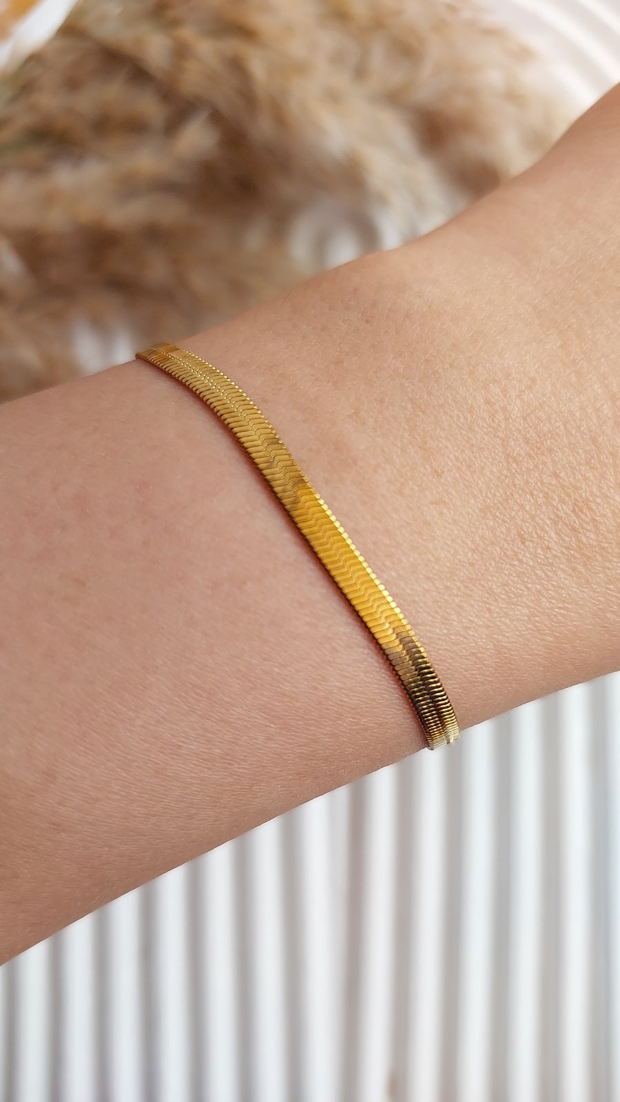 Serpent bracelet
