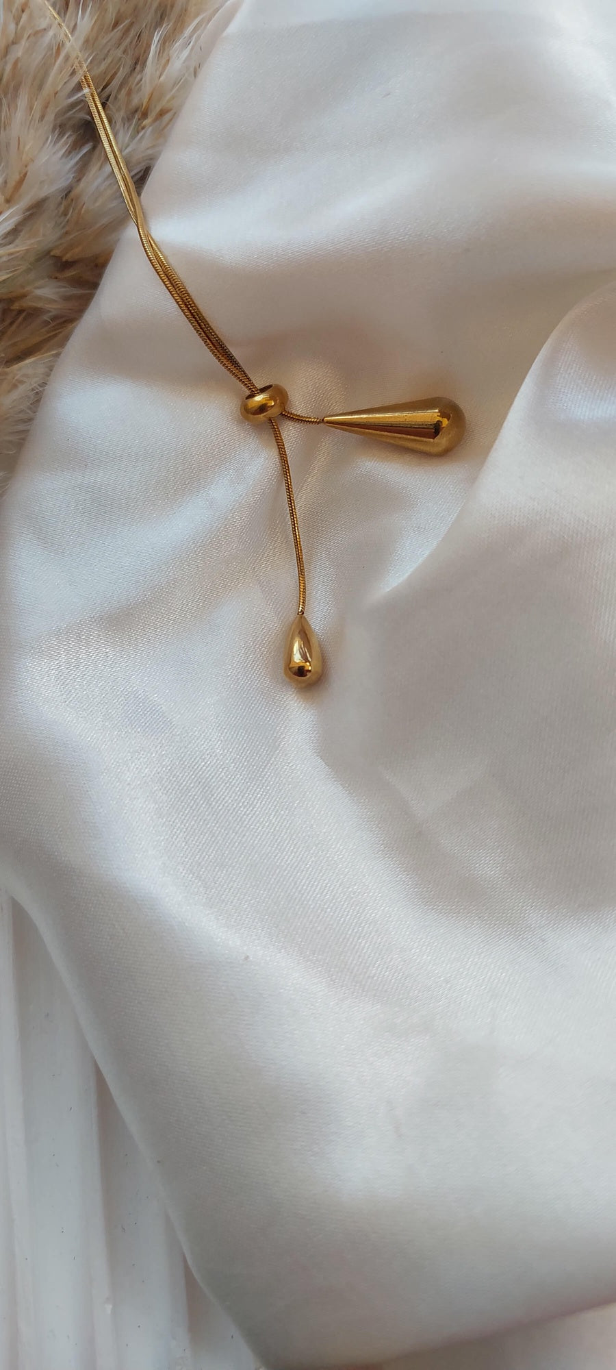 Collar Necklace